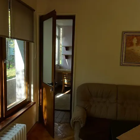 Wendy House Apartment
