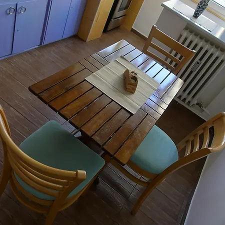 Wendy House Apartment