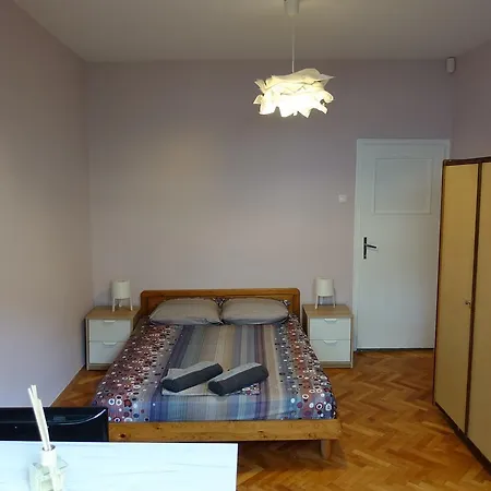 Wendy House Apartment