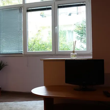 Apartment Wendy House
